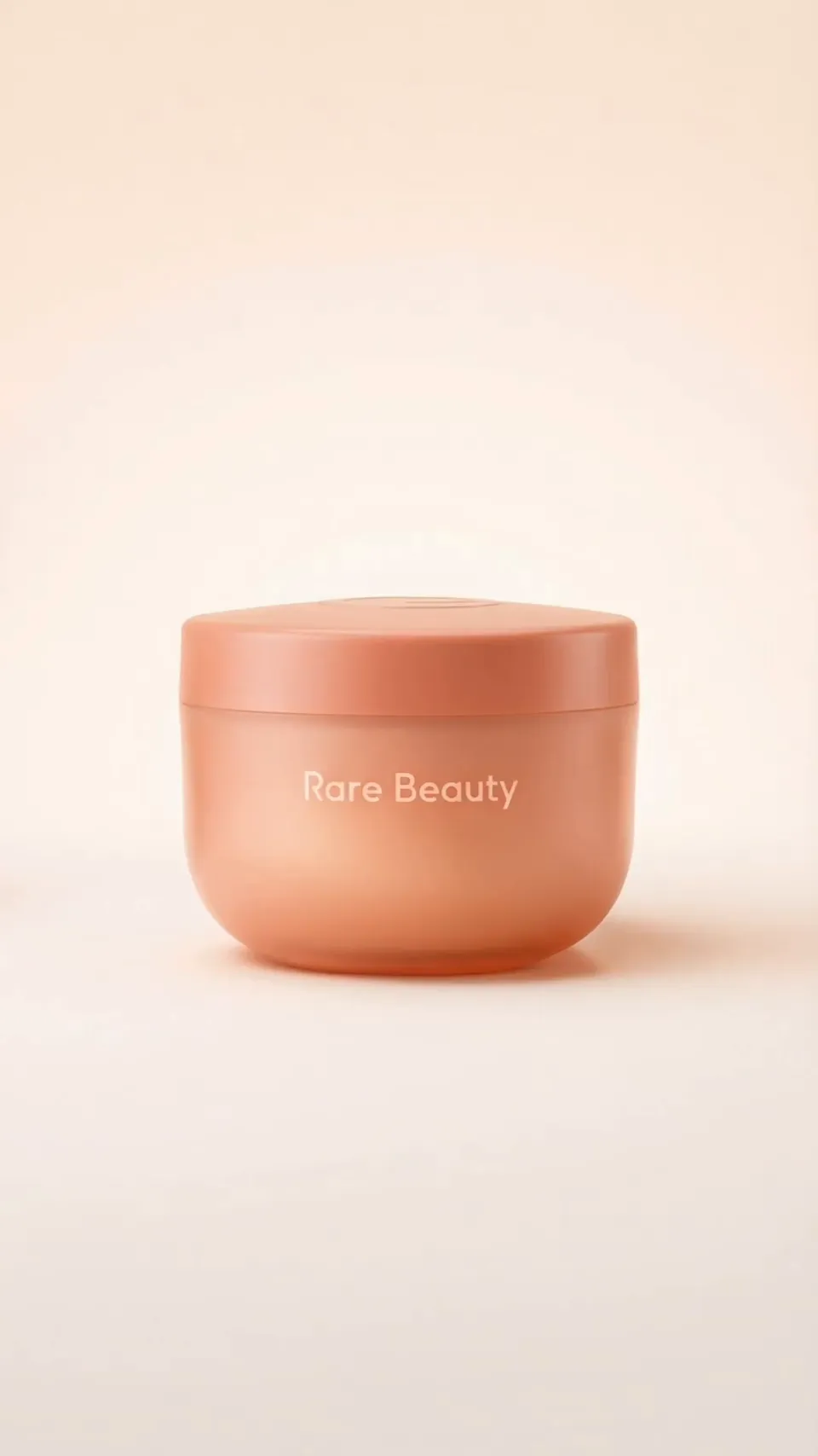Кадр из ролика Rare Beauty